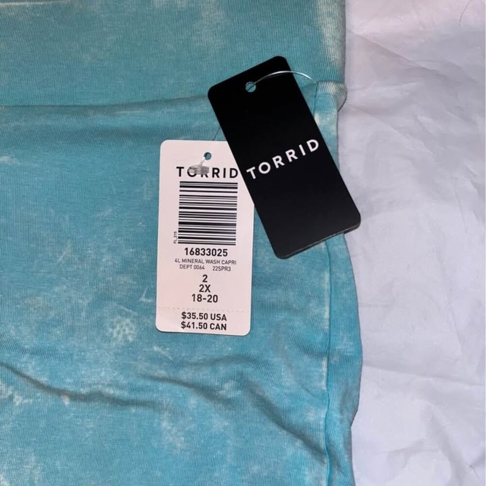 New! Torrid Capri Leggings size 2X (18-20) - Picture 2 of 10